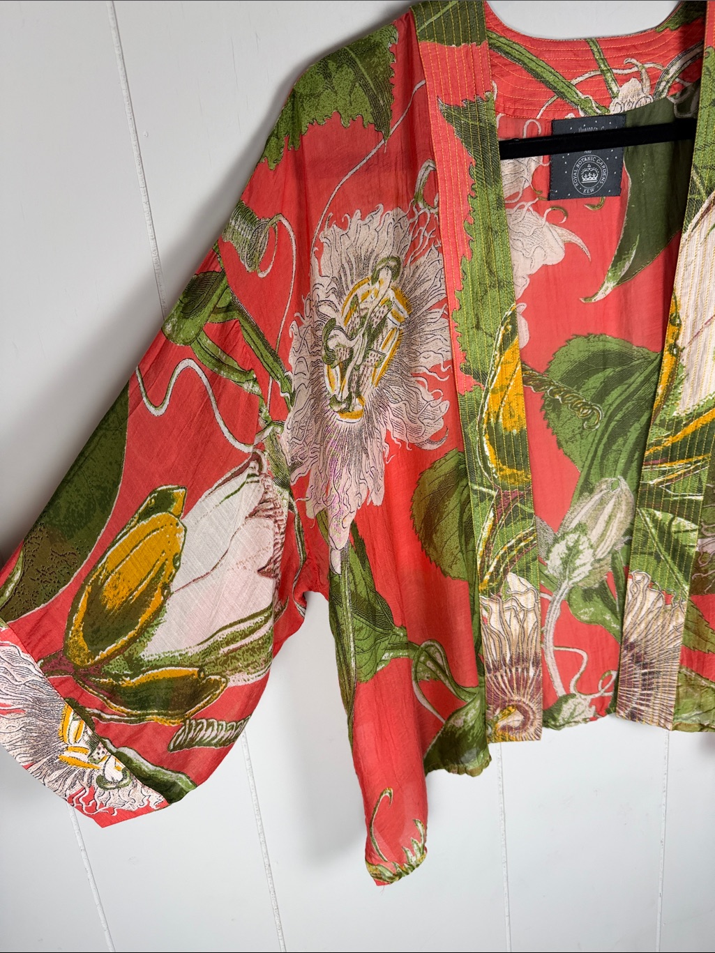 One Hundred Stars Kew Botanic Gardens Passion Flower Coral Short Kimono Sheer Os — image 3 of 8